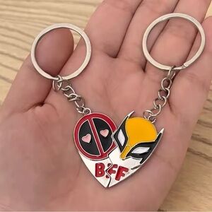 ⭐️NEW⭐️ Marvel Wolverine & Deadpool BFF 2 PC Heart Keychain Set